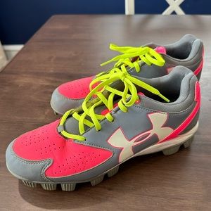 Under Armor Women’s Cleats Sz 9